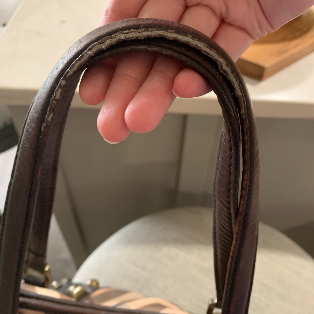 Burberry Purse - Picture 6 of 6
